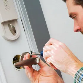 Neighborhood Locksmith Store West Bloomfield, MI 248-566-2632 - door-unlock